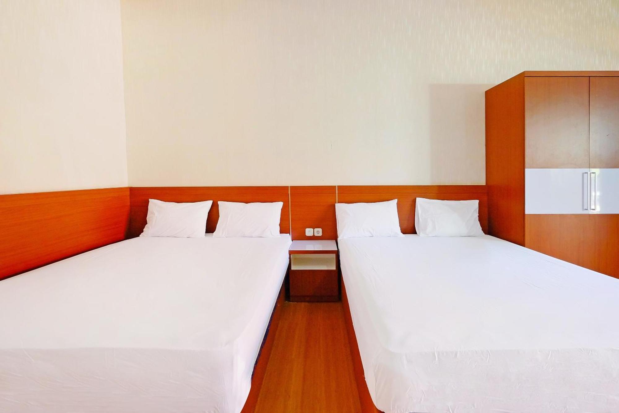 Collection O 91046 Hotel Remaja Indah Masamba Exterior photo